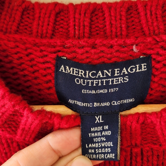 Vintage American Eagle red wool sweater fair isle - Picture 6 of 10
